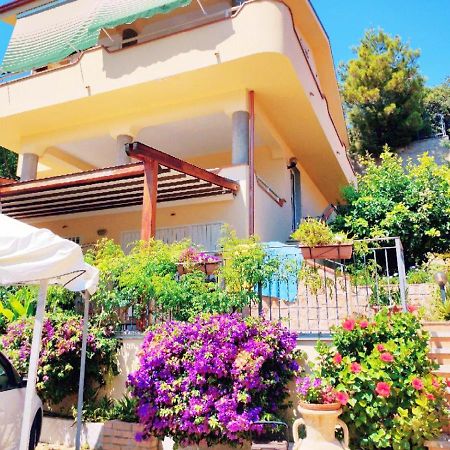 Villetta A Trebisacce Con Vista Mare Bagian luar foto