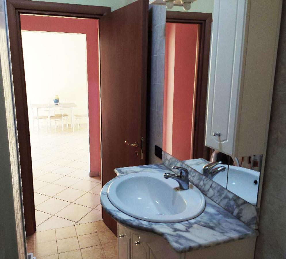 Villetta A Trebisacce Con Vista Mare Bagian luar foto