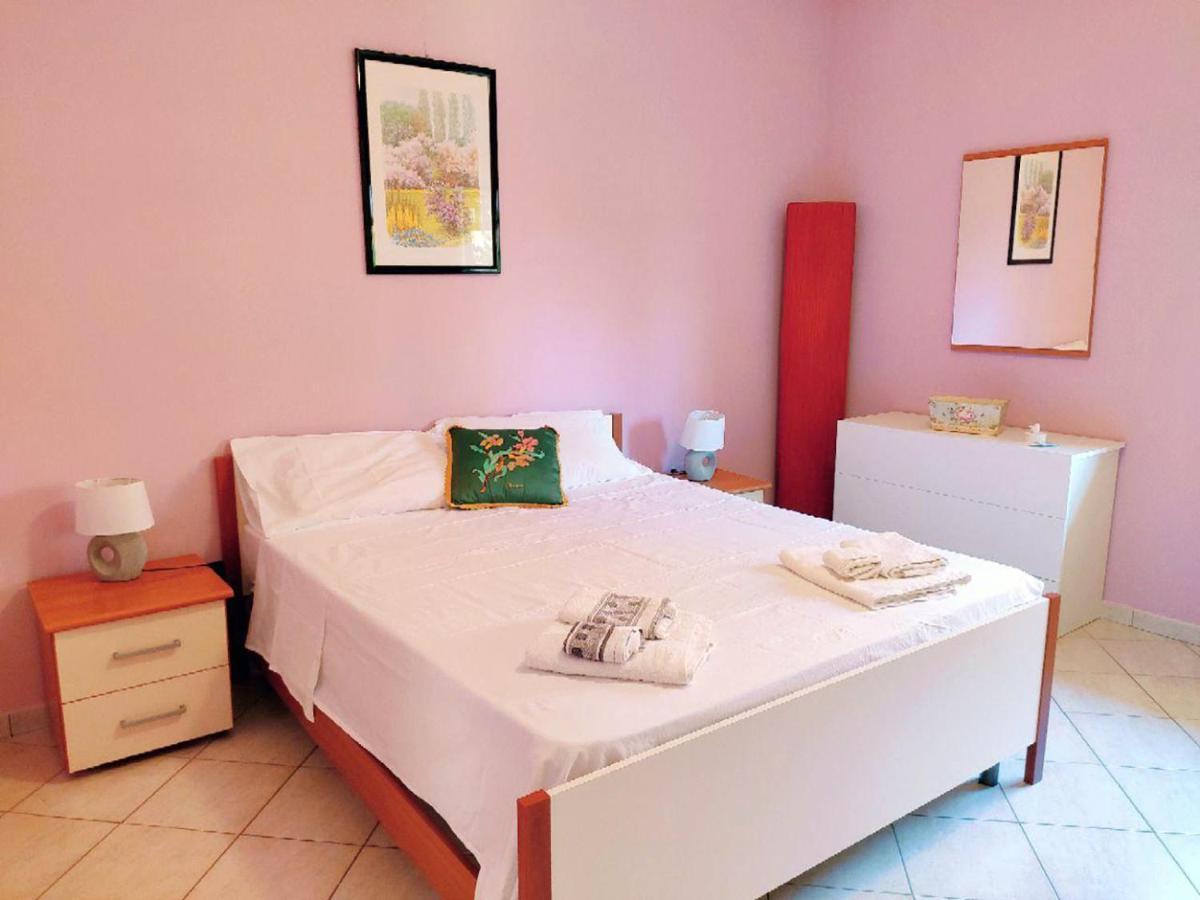 Villetta A Trebisacce Con Vista Mare Bagian luar foto